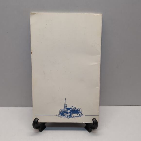 Yankee's Main Dish Church Supper Cookbook 1980 - Picture 2 of 9